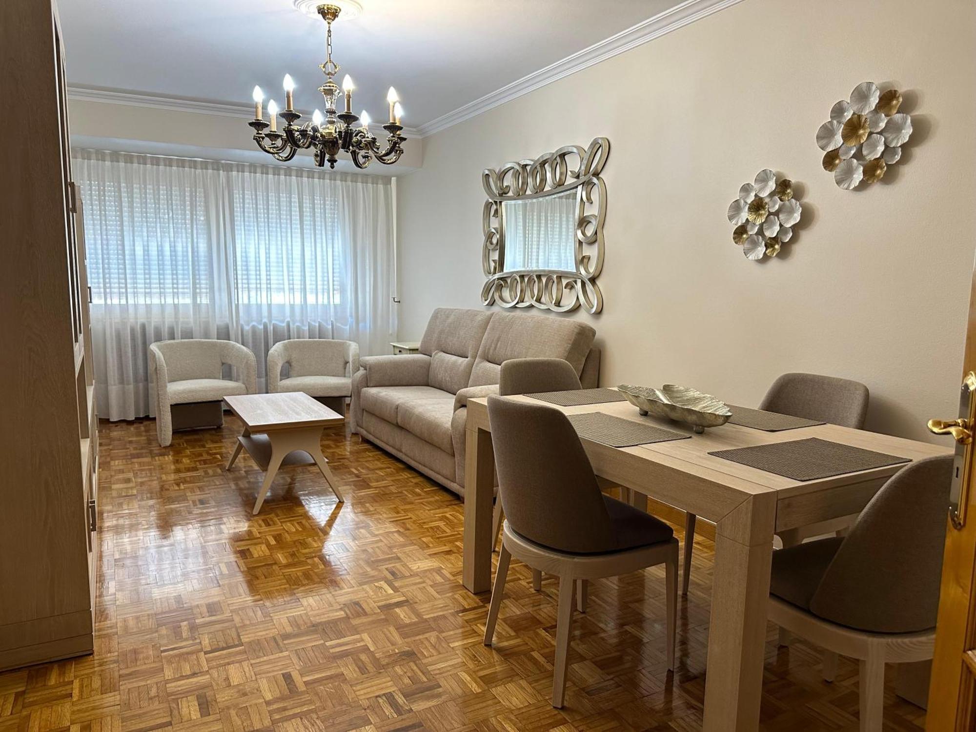 Nice Apartment Don Santiago Santiago de Compostela Exterior photo